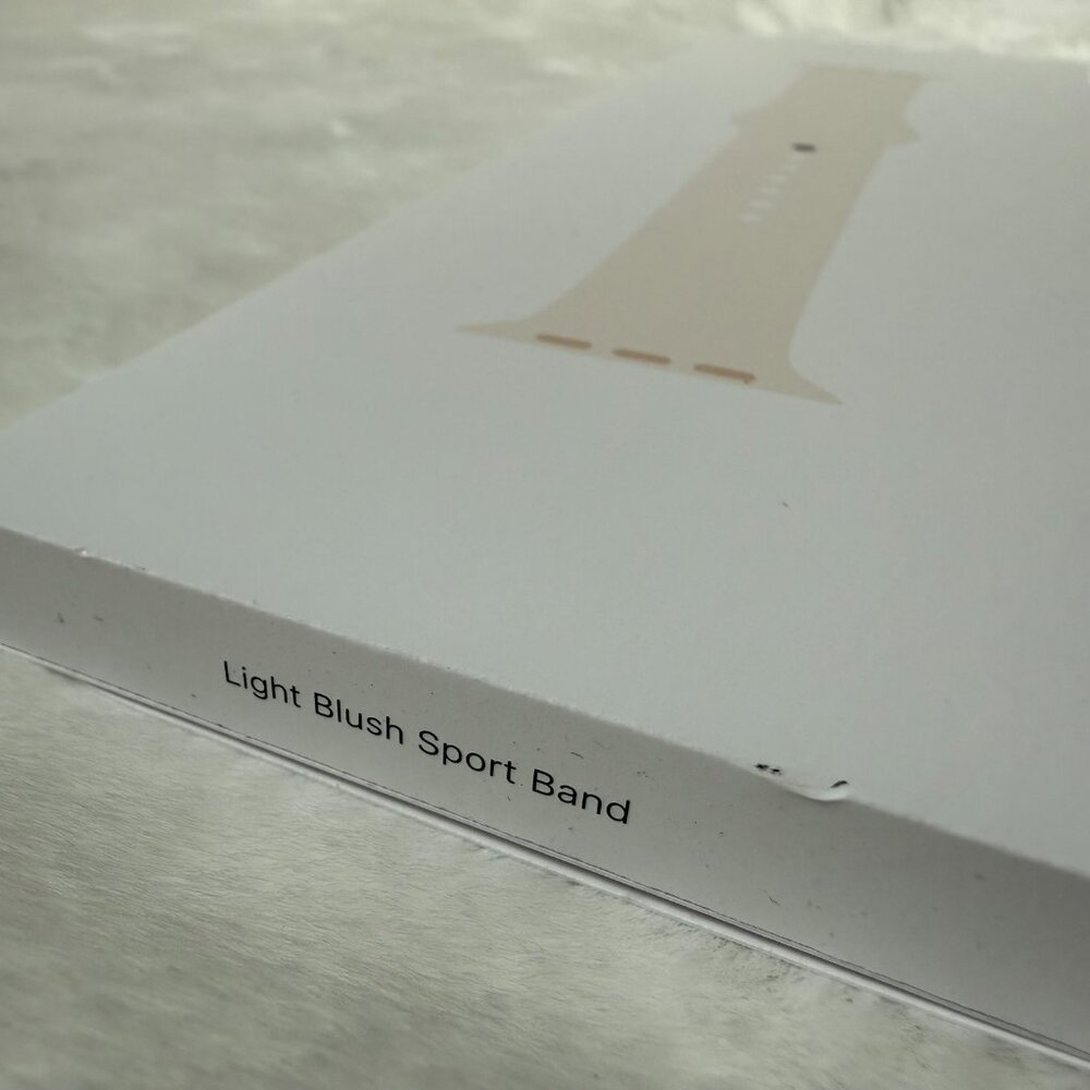 NEW Genuine OEM Apple Smartwatch Silicone Light Blush Sport Band 42mm Small Med - Picture 3 of 7